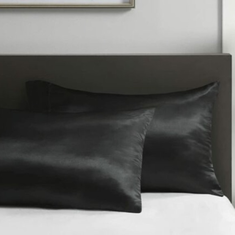 MADISON Park Essentials Polyester Solid Satin pillow case set MPE21-777